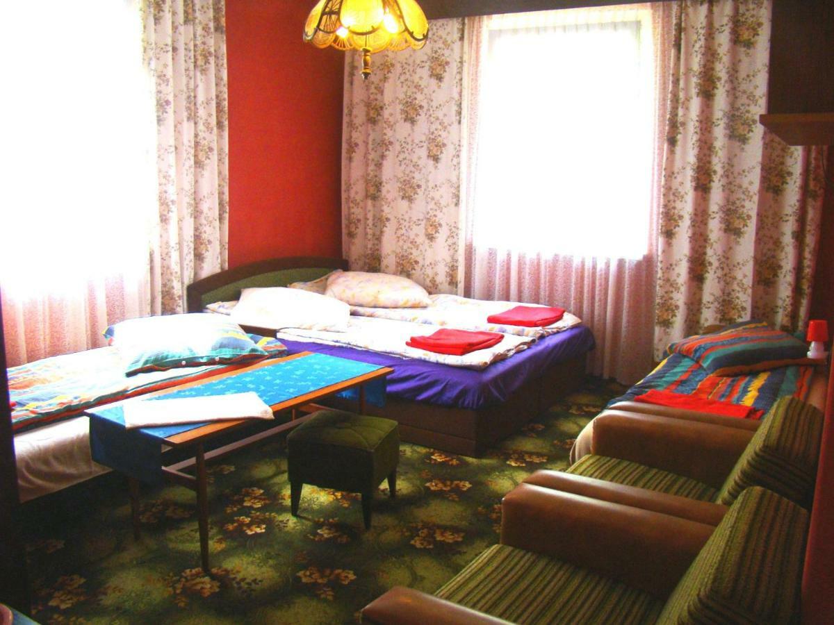 Osrodek Wypoczynkowy Oaza Hotel Kuznica Zbaska Ngoại thất bức ảnh