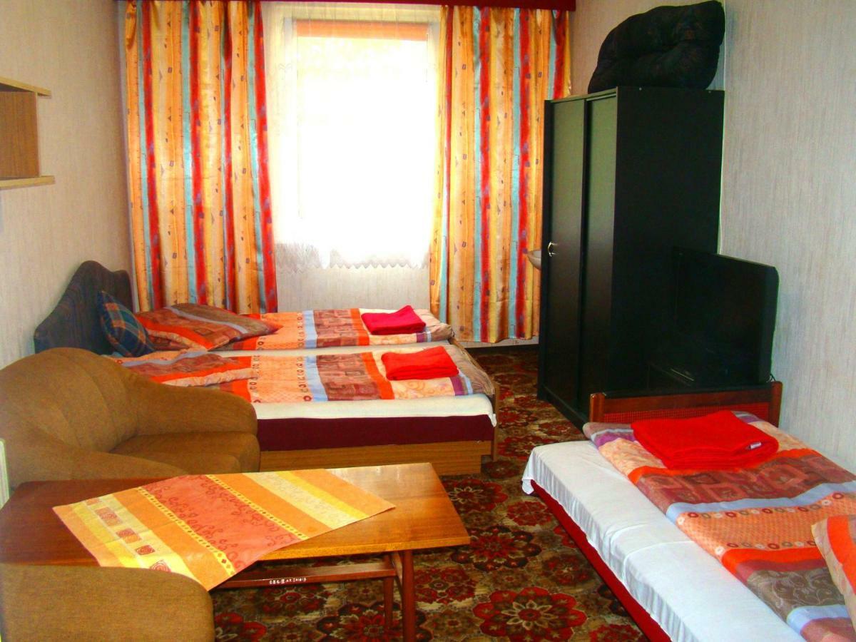 Osrodek Wypoczynkowy Oaza Hotel Kuznica Zbaska Ngoại thất bức ảnh