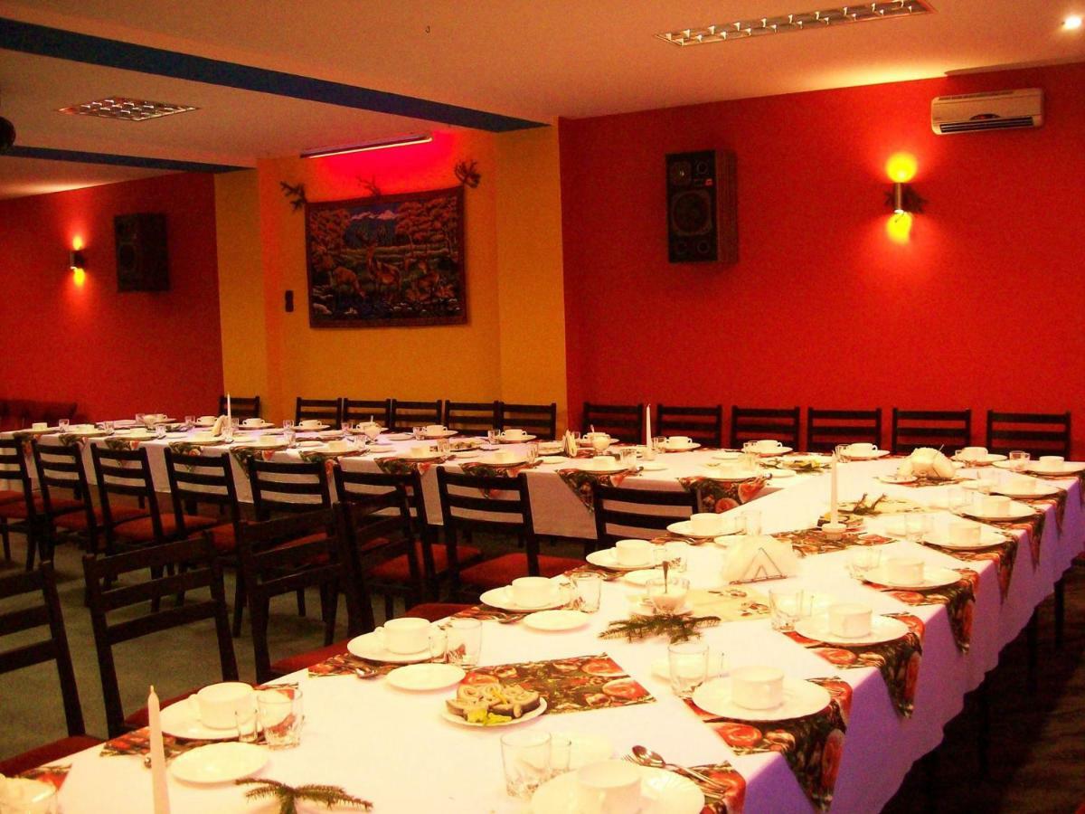 Osrodek Wypoczynkowy Oaza Hotel Kuznica Zbaska Ngoại thất bức ảnh