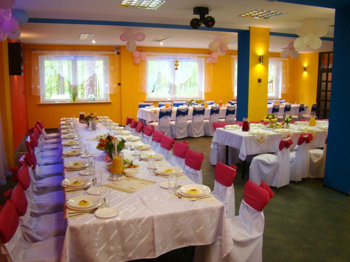 Osrodek Wypoczynkowy Oaza Hotel Kuznica Zbaska Ngoại thất bức ảnh